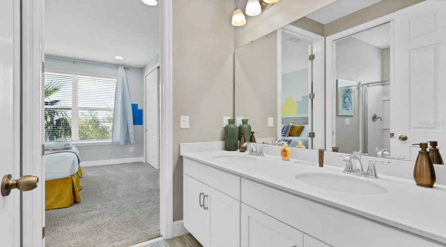 KISSIMMEE, Florida 34747, 9 Bedrooms Bedrooms, ,6 BathroomsBathrooms,Residential,For Sale,PELICAN COVE,0,MFRO6298547