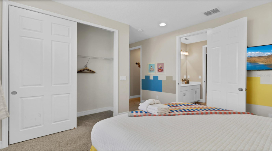 KISSIMMEE, Florida 34747, 9 Bedrooms Bedrooms, ,6 BathroomsBathrooms,Residential,For Sale,PELICAN COVE,0,MFRO6298547
