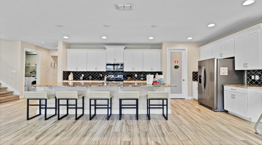 KISSIMMEE, Florida 34747, 9 Bedrooms Bedrooms, ,6 BathroomsBathrooms,Residential,For Sale,PELICAN COVE,0,MFRO6298547