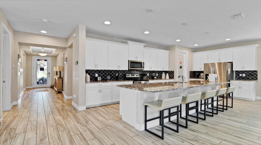 KISSIMMEE, Florida 34747, 9 Bedrooms Bedrooms, ,6 BathroomsBathrooms,Residential,For Sale,PELICAN COVE,0,MFRO6298547