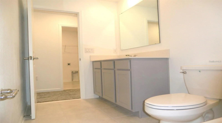Davenport, Florida 33837, 4 Bedrooms Bedrooms, ,2 Bathroomsbathrooms,Residential,For Sale,Loch,Mfro6298851
