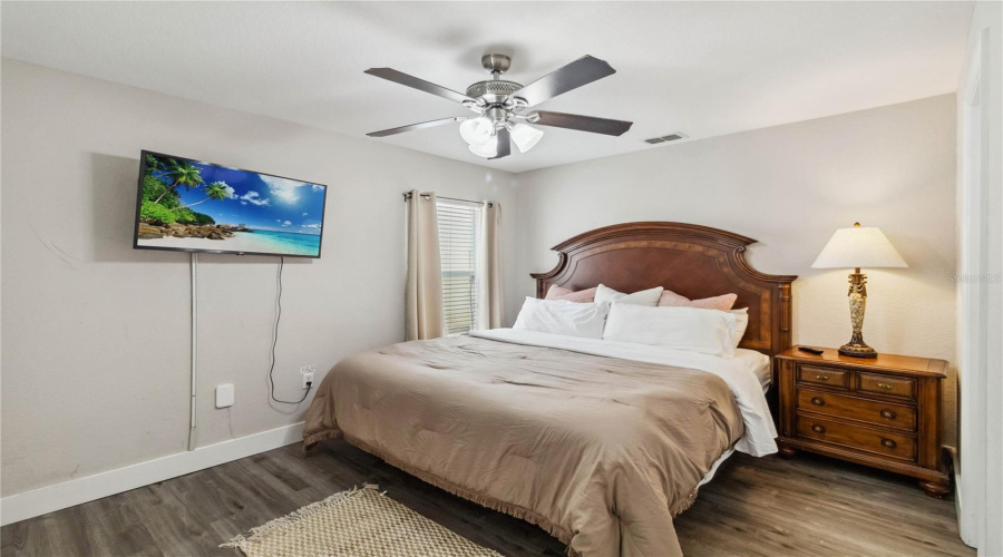 Kissimmee, Florida 34747, 5 Bedrooms Bedrooms, ,5 Bathroomsbathrooms,Residential,For Sale,Manesty Ln,Mfra4648491