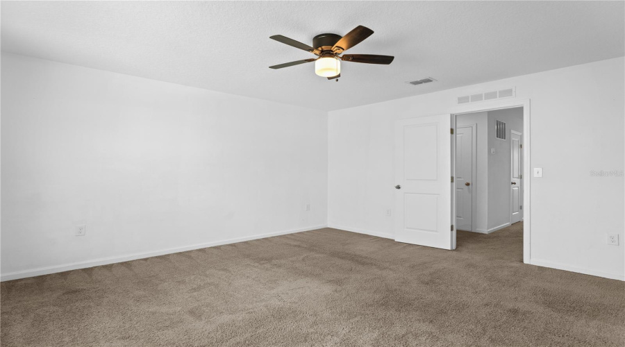 DAVENPORT, Florida 33837, 3 Bedrooms Bedrooms, ,2 BathroomsBathrooms,Residential,For Sale,MADISON,0,MFRO6296959