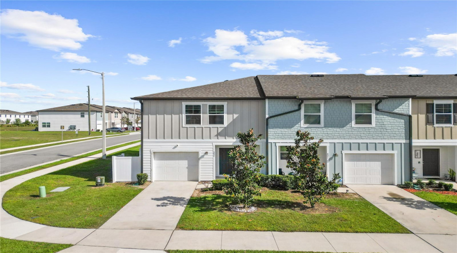 DAVENPORT, Florida 33837, 3 Bedrooms Bedrooms, ,2 BathroomsBathrooms,Residential,For Sale,MADISON,0,MFRO6296959