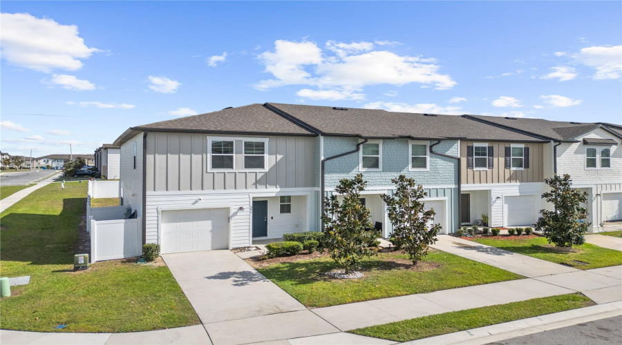 DAVENPORT, Florida 33837, 3 Bedrooms Bedrooms, ,2 BathroomsBathrooms,Residential,For Sale,MADISON,0,MFRO6296959