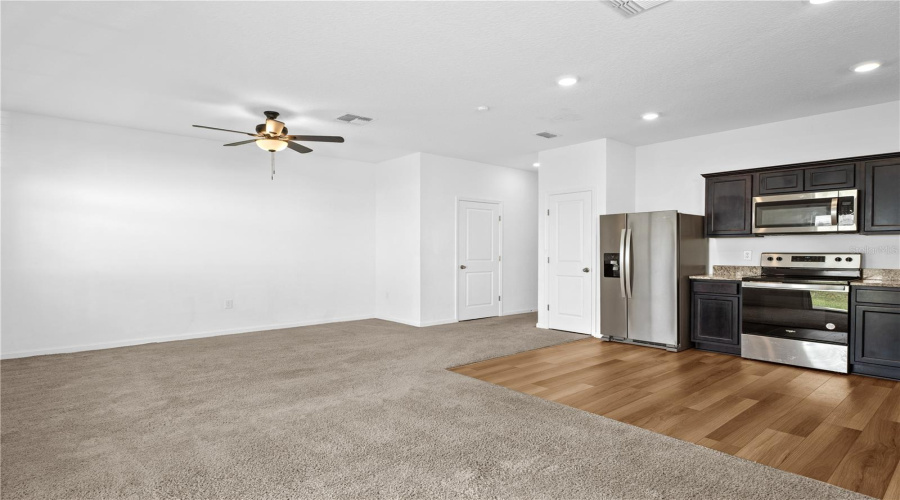 DAVENPORT, Florida 33837, 3 Bedrooms Bedrooms, ,2 BathroomsBathrooms,Residential,For Sale,MADISON,0,MFRO6296959