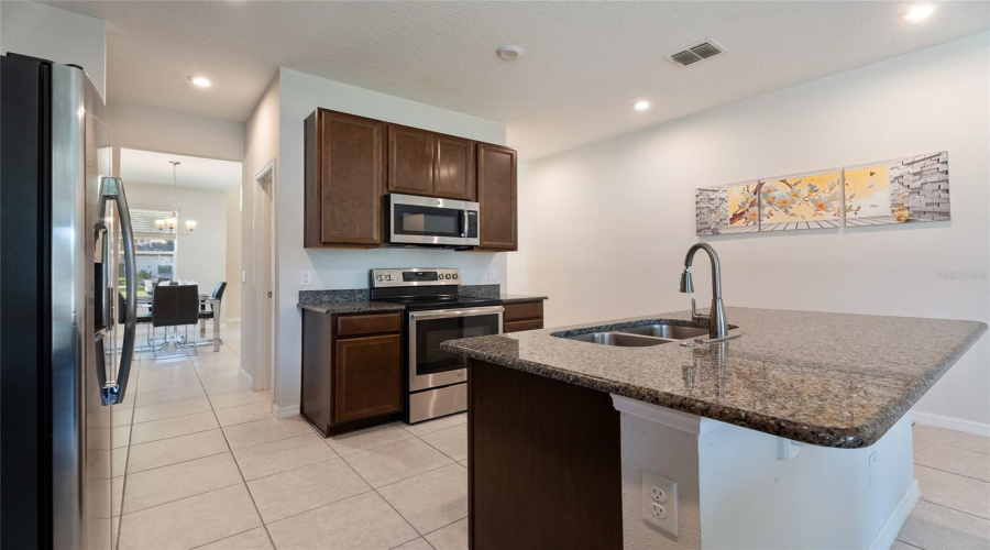 Kissimmee, Florida 34746, 3 Bedrooms Bedrooms, ,2 Bathroomsbathrooms,Residential,For Sale,Grasmere View,Mfro6298872