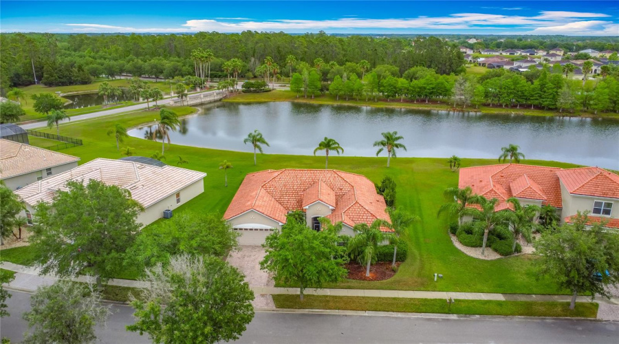 Kissimmee, Florida 34746, 4 Bedrooms Bedrooms, ,3 Bathroomsbathrooms,Residential,For Sale,Navigator,Mfrs5124466