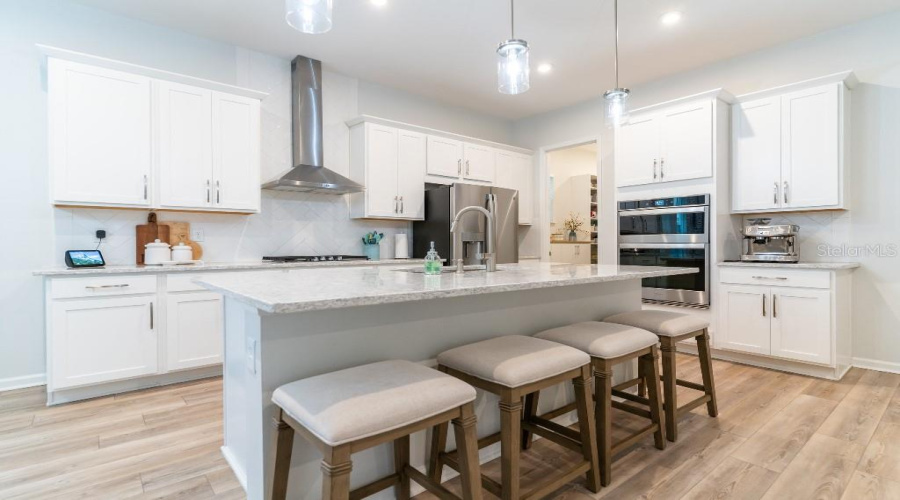 Celebration, Florida 34747, 5 Bedrooms Bedrooms, ,3 Bathroomsbathrooms,Residential,For Sale,Barrier Cove,Mfrtb8372883