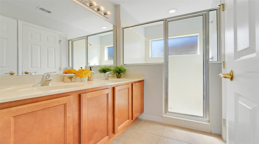 KISSIMMEE, Florida 34746, 4 Bedrooms Bedrooms, ,4 BathroomsBathrooms,Residential,For Sale,MARCELLO,MFRS5124736