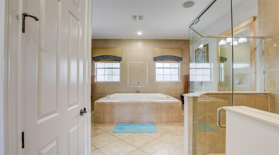 REUNION, Florida 34747, 5 Bedrooms Bedrooms, ,4 BathroomsBathrooms,Residential,For Sale,GATHERING,0,MFRO6299023