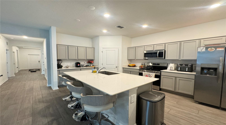 KISSIMMEE, Florida 34746, 4 Bedrooms Bedrooms, ,3 BathroomsBathrooms,Residential,For Sale,BRENTWOOD,0,MFRO6298812