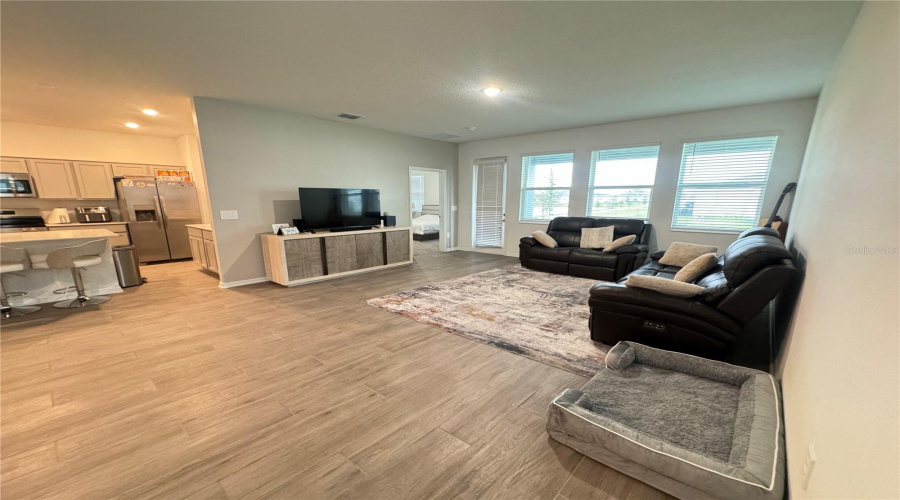 KISSIMMEE, Florida 34746, 4 Bedrooms Bedrooms, ,3 BathroomsBathrooms,Residential,For Sale,BRENTWOOD,0,MFRO6298812