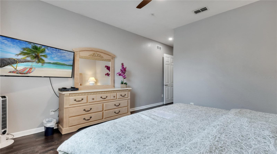 DAVENPORT, Florida 33896, 4 Bedrooms Bedrooms, ,2 BathroomsBathrooms,Residential,For Sale,TERRACE RIDGE,0,MFRO6299250
