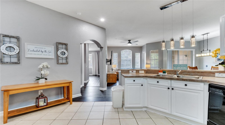 DAVENPORT, Florida 33896, 4 Bedrooms Bedrooms, ,2 BathroomsBathrooms,Residential,For Sale,TERRACE RIDGE,0,MFRO6299250