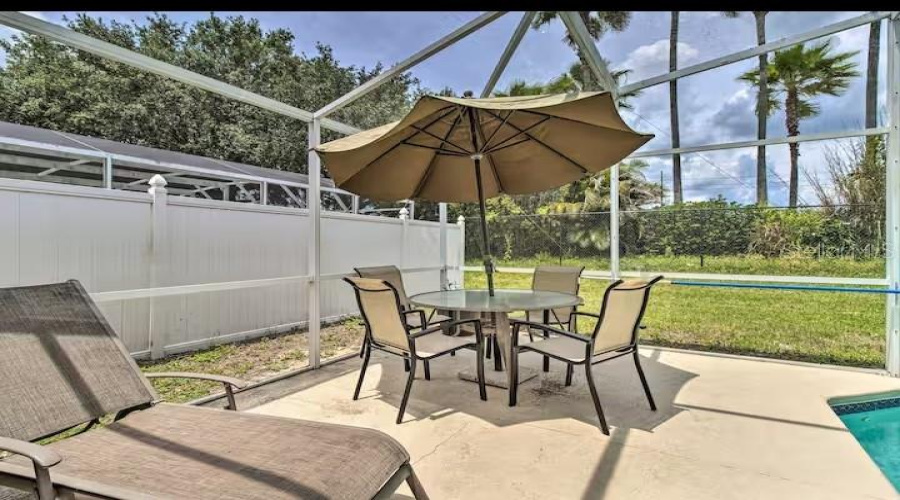 DAVENPORT, Florida 33897, 4 Bedrooms Bedrooms, ,3 BathroomsBathrooms,Residential,For Sale,BLOOMINGDALE DR,0,MFRO6299251