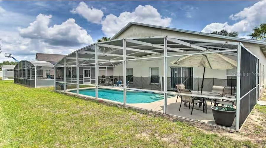 DAVENPORT, Florida 33897, 4 Bedrooms Bedrooms, ,3 BathroomsBathrooms,Residential,For Sale,BLOOMINGDALE DR,0,MFRO6299251