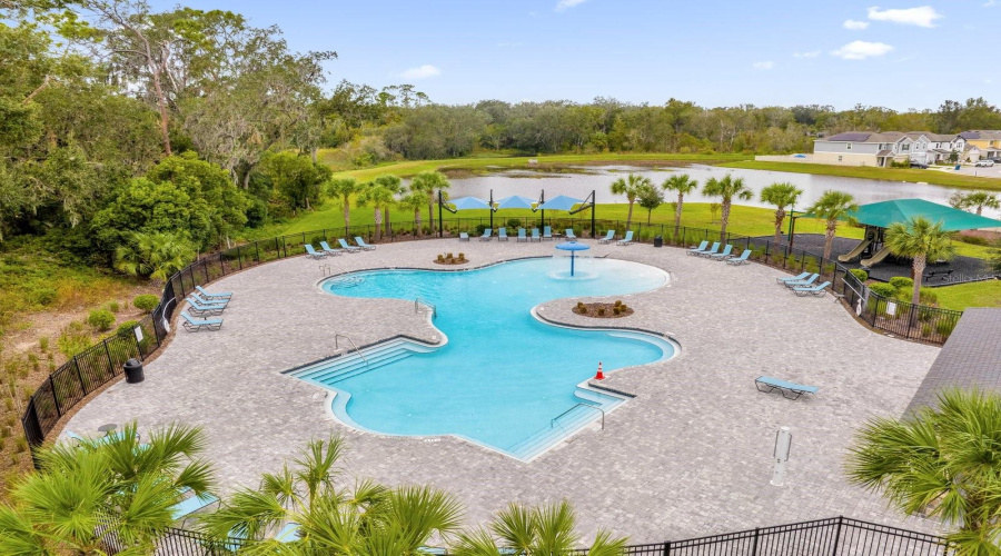 Davenport, Florida 33837, 4 Bedrooms Bedrooms, ,2 Bathroomsbathrooms,Residential,For Sale,Chinoy,Mfro6296743