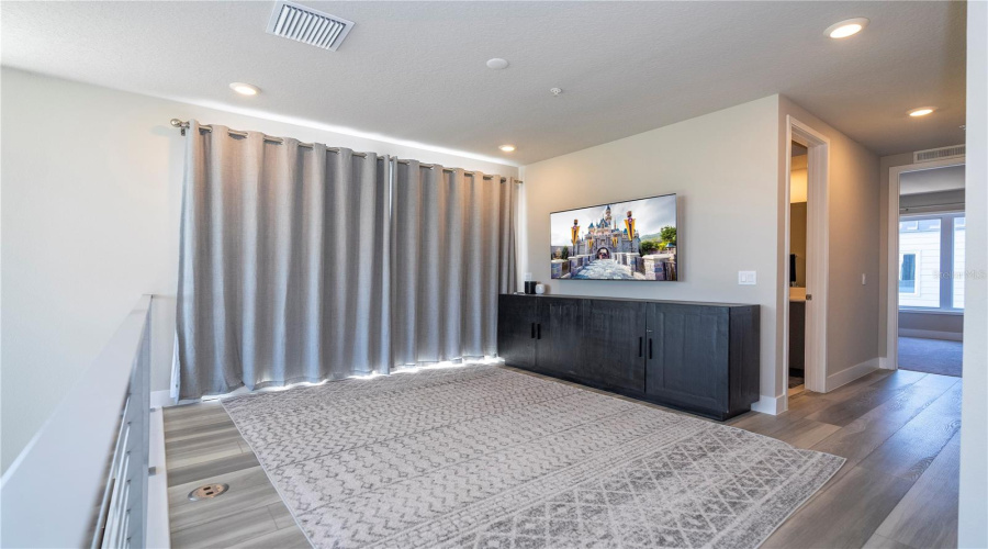 REUNION, Florida 34747, 5 Bedrooms Bedrooms, ,4 BathroomsBathrooms,Residential,For Sale,SANDY RIDGE,0,MFRO6297178