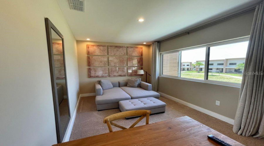 Kissimmee, Florida 34747, 4 Bedrooms Bedrooms, ,5 Bathroomsbathrooms,Residential,For Sale,Rockefeller,Mfrs5124716