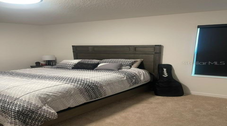 KISSIMMEE, Florida 34746, 4 Bedrooms Bedrooms, ,2 BathroomsBathrooms,Residential,For Sale,ROYAL POINT,0,MFRO6293915