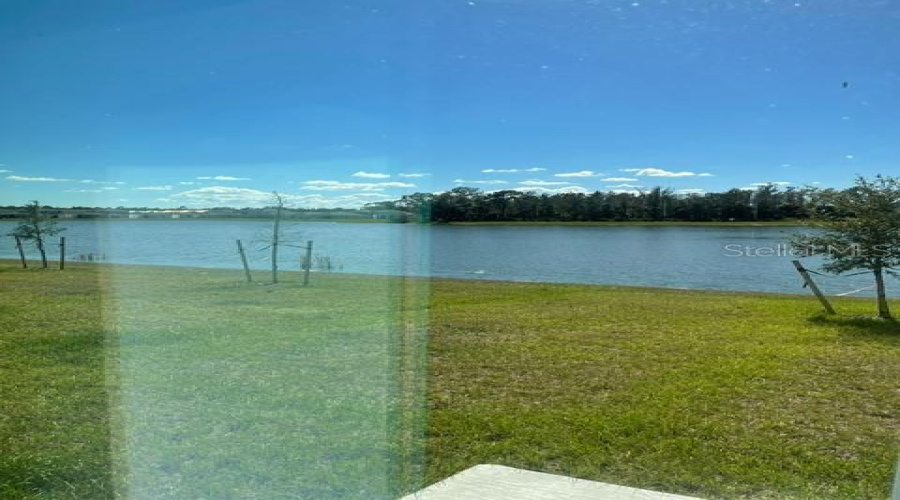 KISSIMMEE, Florida 34746, 4 Bedrooms Bedrooms, ,2 BathroomsBathrooms,Residential,For Sale,ROYAL POINT,0,MFRO6293915