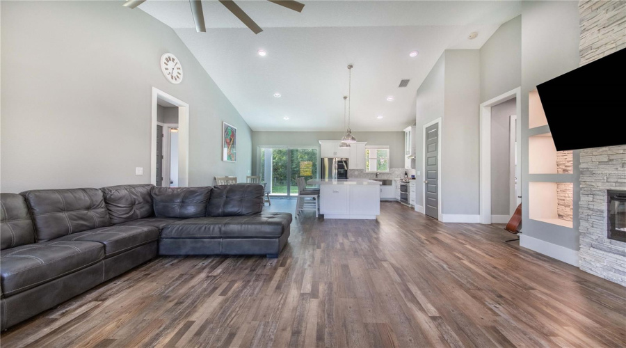 DAVENPORT, Florida 33896, 3 Bedrooms Bedrooms, ,2 BathroomsBathrooms,Residential,For Sale,OLD LAKE WILSON,0,MFRP4934436
