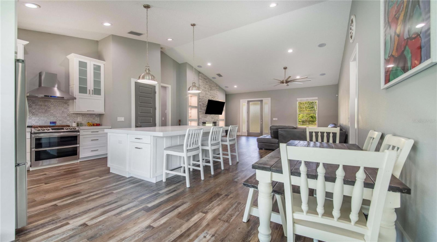 DAVENPORT, Florida 33896, 3 Bedrooms Bedrooms, ,2 BathroomsBathrooms,Residential,For Sale,OLD LAKE WILSON,0,MFRP4934436
