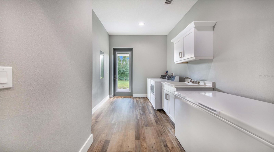 DAVENPORT, Florida 33896, 3 Bedrooms Bedrooms, ,2 BathroomsBathrooms,Residential,For Sale,OLD LAKE WILSON,0,MFRP4934436