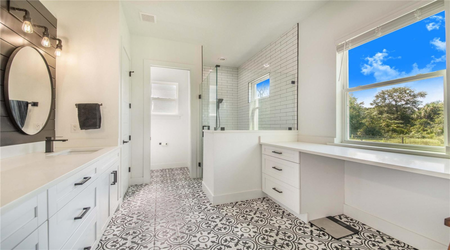 DAVENPORT, Florida 33896, 3 Bedrooms Bedrooms, ,2 BathroomsBathrooms,Residential,For Sale,OLD LAKE WILSON,0,MFRP4934436