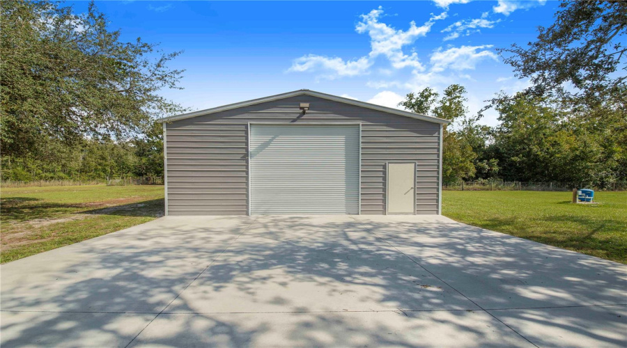 DAVENPORT, Florida 33896, 3 Bedrooms Bedrooms, ,2 BathroomsBathrooms,Residential,For Sale,OLD LAKE WILSON,0,MFRP4934436