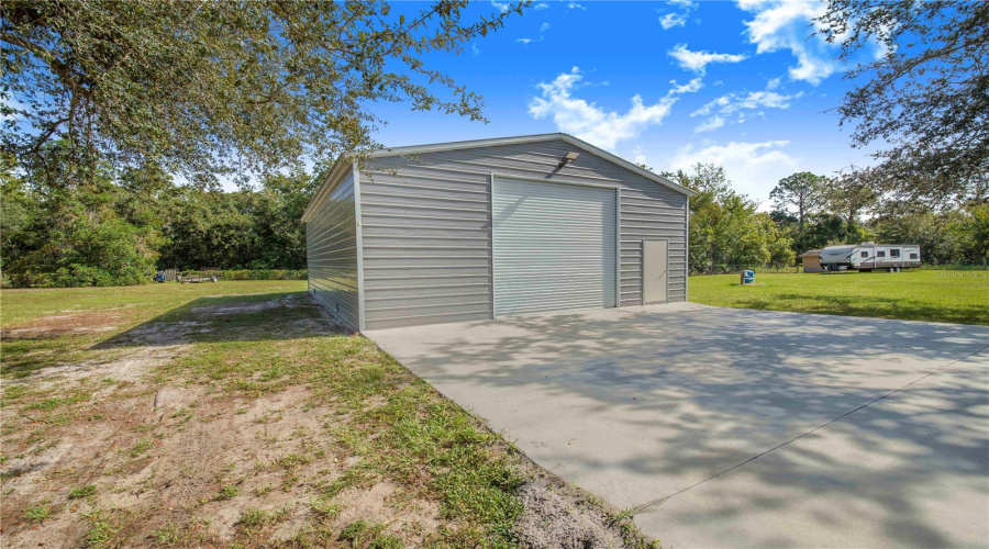 DAVENPORT, Florida 33896, 3 Bedrooms Bedrooms, ,2 BathroomsBathrooms,Residential,For Sale,OLD LAKE WILSON,0,MFRP4934436