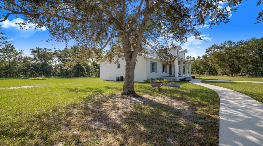 DAVENPORT, Florida 33896, 3 Bedrooms Bedrooms, ,2 BathroomsBathrooms,Residential,For Sale,OLD LAKE WILSON,0,MFRP4934436