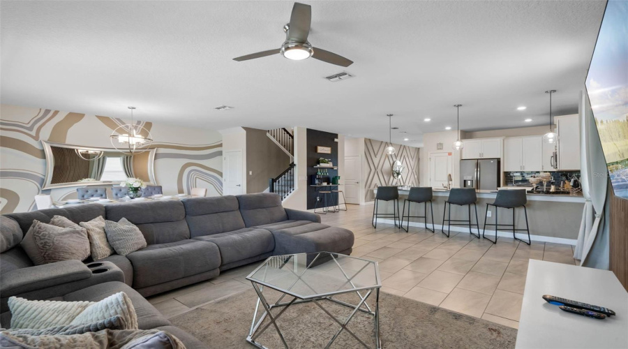Davenport, Florida 33896, 8 Bedrooms Bedrooms, ,5 Bathroomsbathrooms,Residential,For Sale,Cruden Bay,Mfro6286563