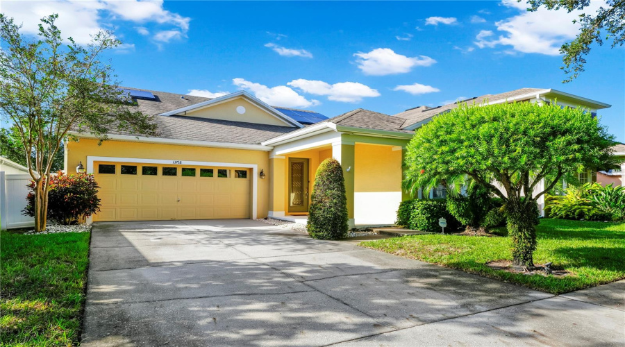 ORLANDO, Florida 32836, 3 Bedrooms Bedrooms, ,2 BathroomsBathrooms,Residential,For Sale,FITZGERALD BUTLER,0,MFRO6299392