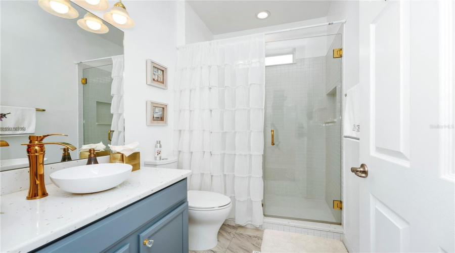 ORLANDO, Florida 32836, 3 Bedrooms Bedrooms, ,2 BathroomsBathrooms,Residential,For Sale,FITZGERALD BUTLER,0,MFRO6299392