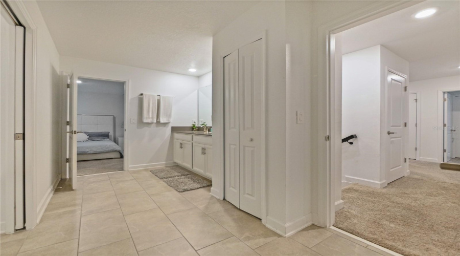 DAVENPORT, Florida 33896, 8 Bedrooms Bedrooms, ,5 BathroomsBathrooms,Residential,For Sale,SOMMERSET HILLS,0,MFRO6299364