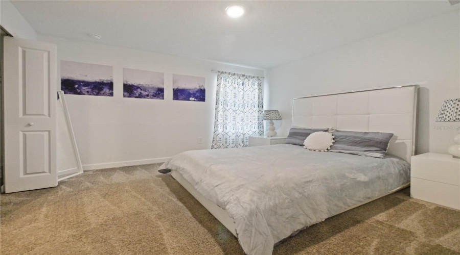 DAVENPORT, Florida 33896, 8 Bedrooms Bedrooms, ,5 BathroomsBathrooms,Residential,For Sale,SOMMERSET HILLS,0,MFRO6299364