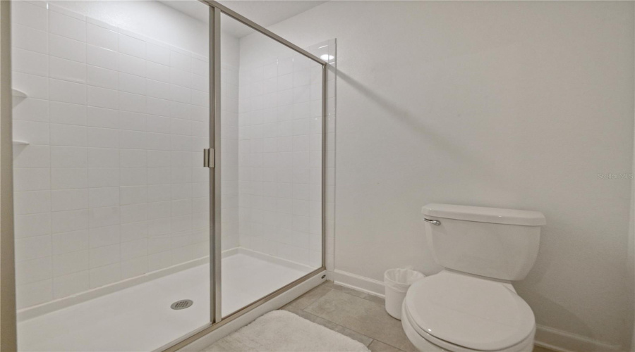 DAVENPORT, Florida 33896, 8 Bedrooms Bedrooms, ,5 BathroomsBathrooms,Residential,For Sale,SOMMERSET HILLS,0,MFRO6299364