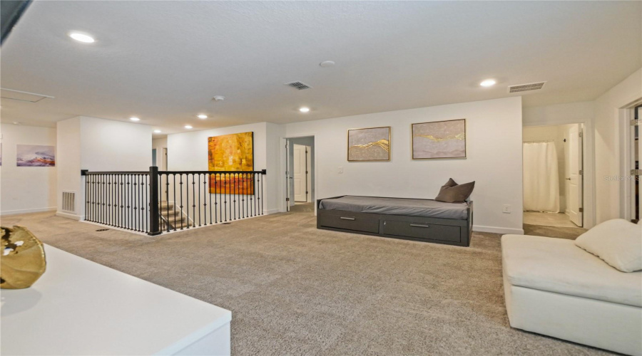 DAVENPORT, Florida 33896, 8 Bedrooms Bedrooms, ,5 BathroomsBathrooms,Residential,For Sale,SOMMERSET HILLS,0,MFRO6299364
