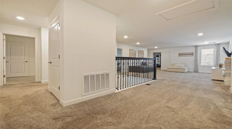 DAVENPORT, Florida 33896, 8 Bedrooms Bedrooms, ,5 BathroomsBathrooms,Residential,For Sale,SOMMERSET HILLS,0,MFRO6299364