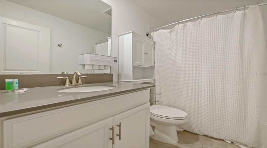 DAVENPORT, Florida 33896, 8 Bedrooms Bedrooms, ,5 BathroomsBathrooms,Residential,For Sale,SOMMERSET HILLS,0,MFRO6299364