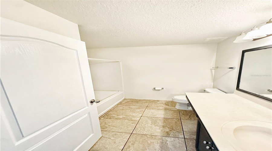 KISSIMMEE, Florida 34746, 4 Bedrooms Bedrooms, ,2 BathroomsBathrooms,Residential,For Sale,TOURMALINE,0,MFRO6299046