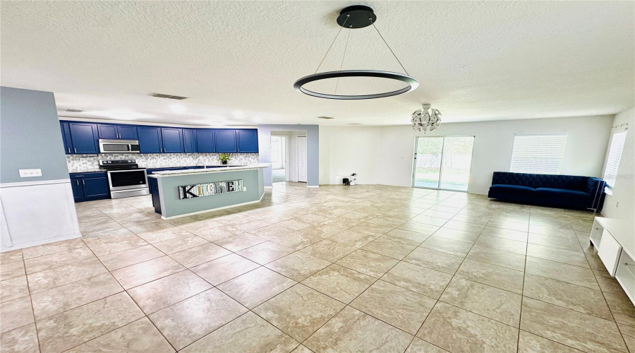 KISSIMMEE, Florida 34746, 4 Bedrooms Bedrooms, ,2 BathroomsBathrooms,Residential,For Sale,TOURMALINE,0,MFRO6299046