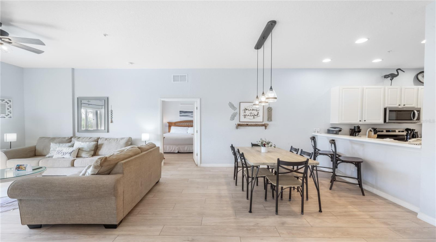 DAVENPORT, Florida 33897, 3 Bedrooms Bedrooms, ,2 BathroomsBathrooms,Residential,For Sale,NEW PROVIDENCE,0,MFRO6296579