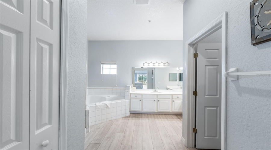DAVENPORT, Florida 33897, 3 Bedrooms Bedrooms, ,2 BathroomsBathrooms,Residential,For Sale,NEW PROVIDENCE,0,MFRO6296579