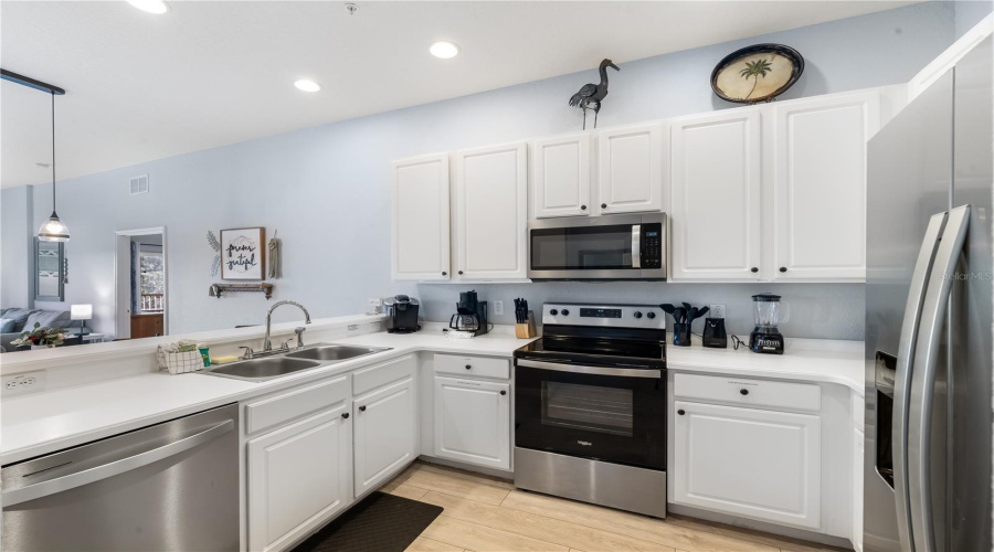 DAVENPORT, Florida 33897, 3 Bedrooms Bedrooms, ,2 BathroomsBathrooms,Residential,For Sale,NEW PROVIDENCE,0,MFRO6296579