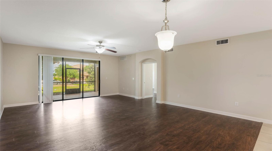 DAVENPORT, Florida 33896, 2 Bedrooms Bedrooms, ,2 BathroomsBathrooms,Residential,For Sale,AZALEA SANDS,MFRO6299247