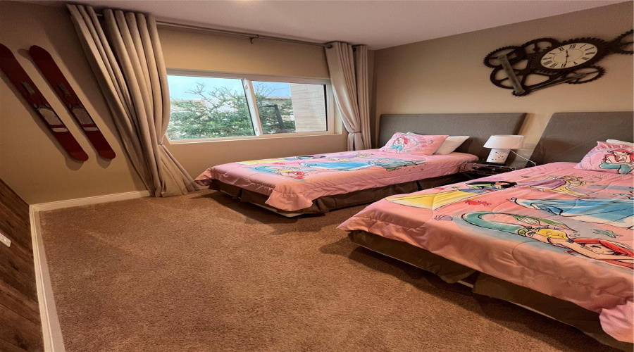Kissimmee, Florida 34747, 4 Bedrooms Bedrooms, ,5 Bathroomsbathrooms,Residential,For Sale,Brooklyn,Mfro6299500