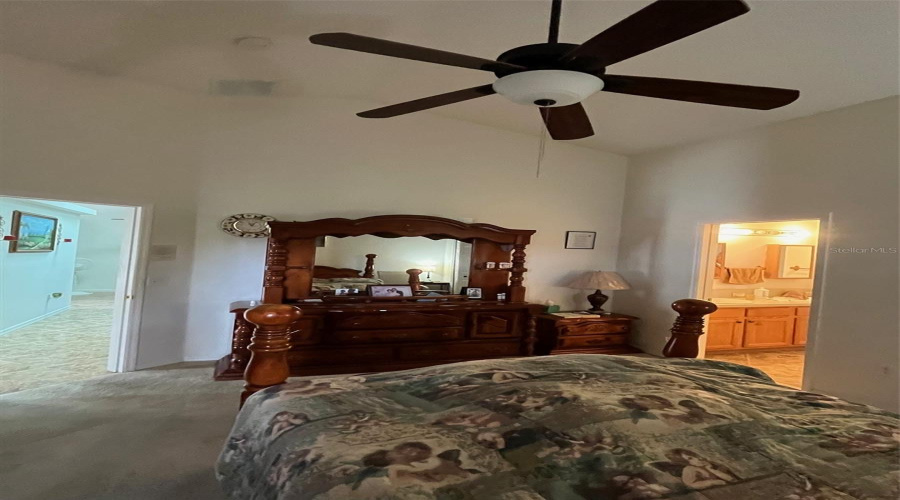 Davenport, Florida 33897, 4 Bedrooms Bedrooms, ,2 Bathroomsbathrooms,Residential,For Sale,Halstead,Mfrs5124810